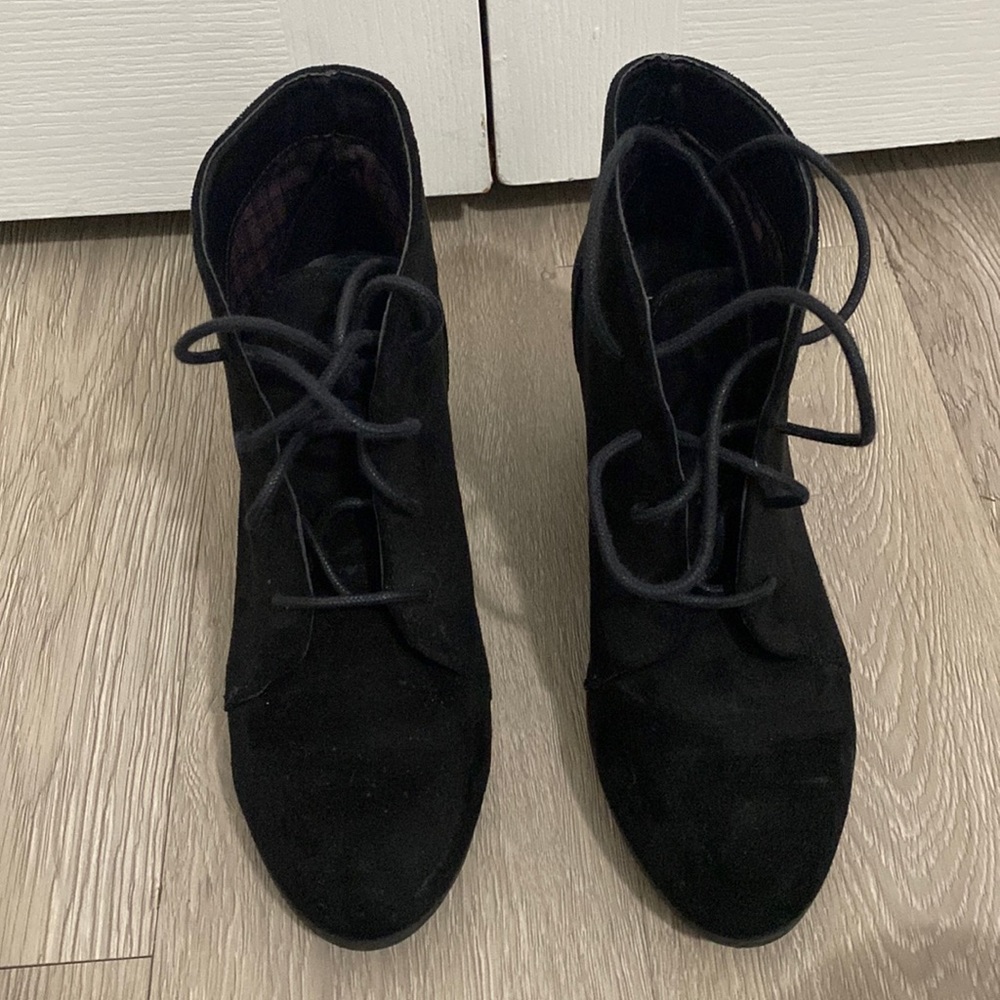 Steve Madden heeled boots